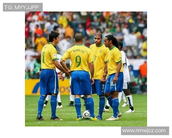 大罗的足球传奇:从天才少年到世界足球第一档球星的辉煌历程 大罗的足球传奇:从天才少年到世界足球第一档球星的辉煌历程