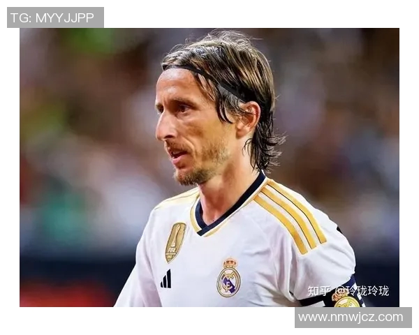 全球顶级足球球星风云榜 各大巨星竞技场上的荣耀与传奇 全球顶级足球球星风云榜 各大巨星竞技场上的荣耀与传奇